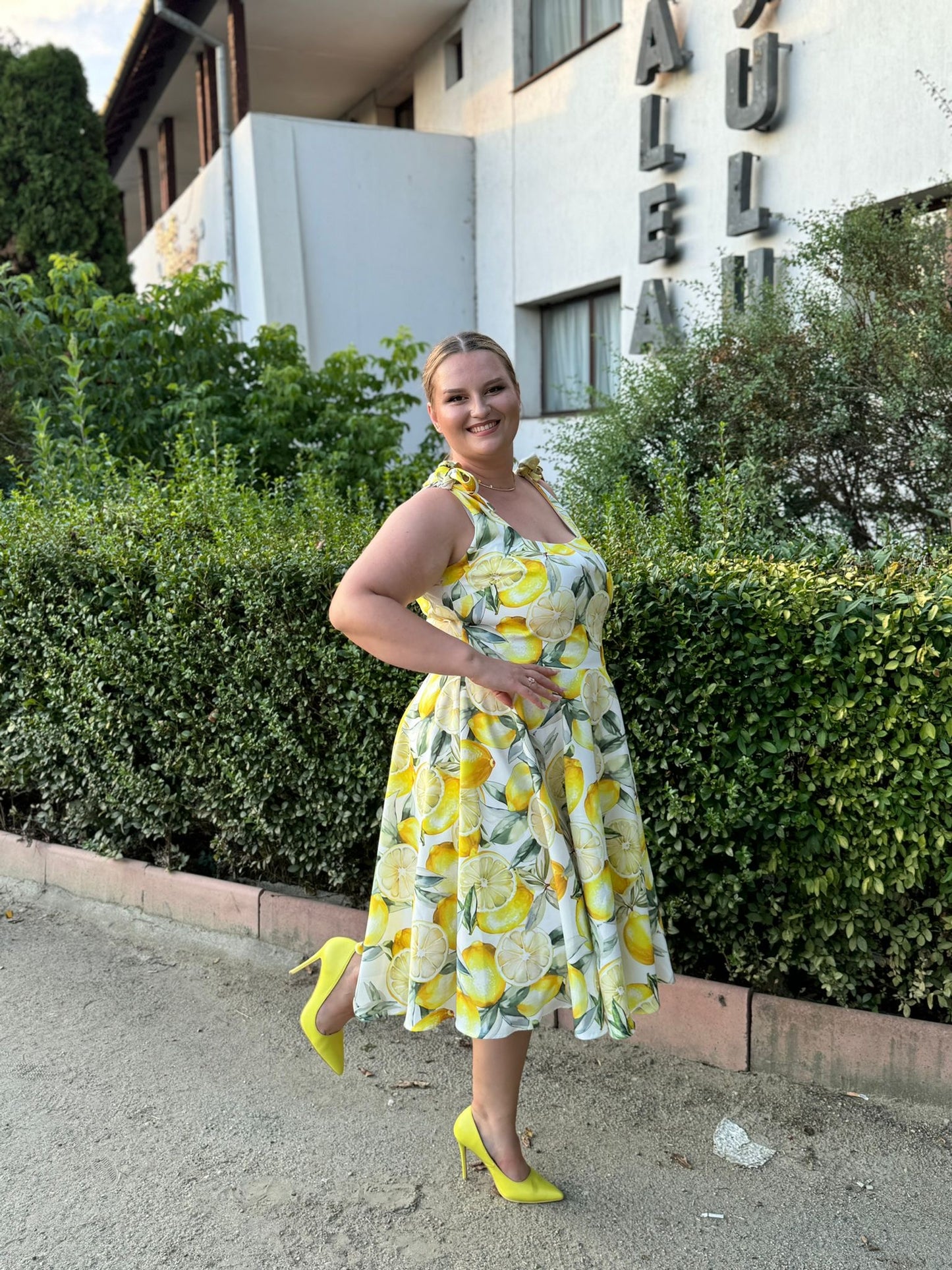 Rochie Bya